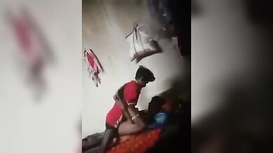 Chhote bhai ne banaya bhai-bhabhi ki chudai wala Desi Sex MMS