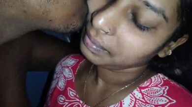 Juicy boobs sexy housewife ki chudai wali Desi Sex Video