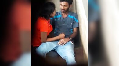 Tamil boyfriend-girlfriend ne hotel room mein kari chudai