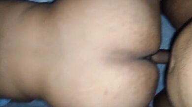 Boyfriend ke lund par maze se uchalti Delhi ki sexy ladki