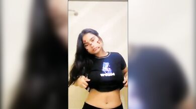 Chikni college girl ki hot chudai wala Desi Sex MMS Video