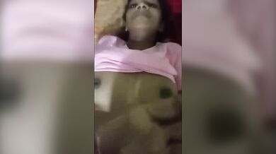 Lund ki sawari karti young Tamil girl ki XXX Sex MMS Video