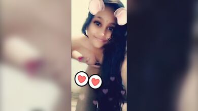 Young college girl ne BF ke liye banaya apna XXX Nude MMS