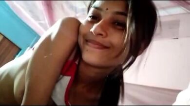 Lund par uchalti cute biwi ke sath pati ne banaya Desi Sex MMS