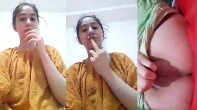 Pink chut mein fingering karti cute college girl ka Nude MMS