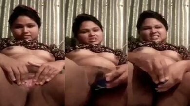 Pyaasi chut mein bottle leti laundiya ki Indian XXX Reel