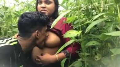 Big boobs girl ki jungle mein chudai wali Indian Sex Video