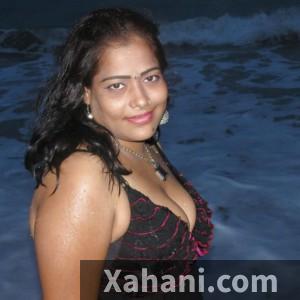 Lund khada karne wali Bhabhi Sex Photos