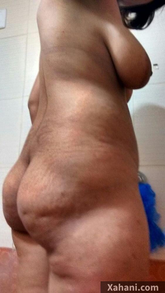 Kya woh ek perfect looking MILF gand nahi hai??