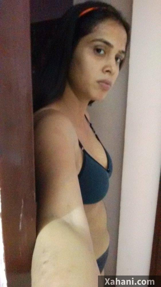 Side shot of our amazing looking babe